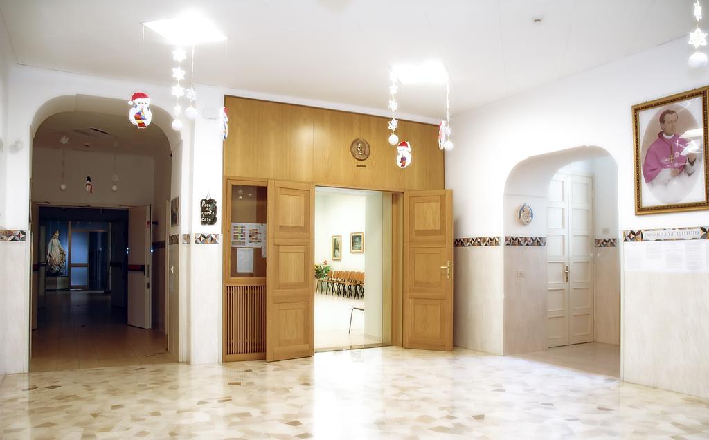 فندق رومافي  Casa Religiosa Per Ferie Ancelle Del Santuario المظهر الخارجي الصورة