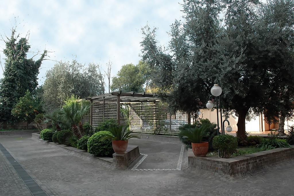 فندق رومافي  Casa Religiosa Per Ferie Ancelle Del Santuario المظهر الخارجي الصورة